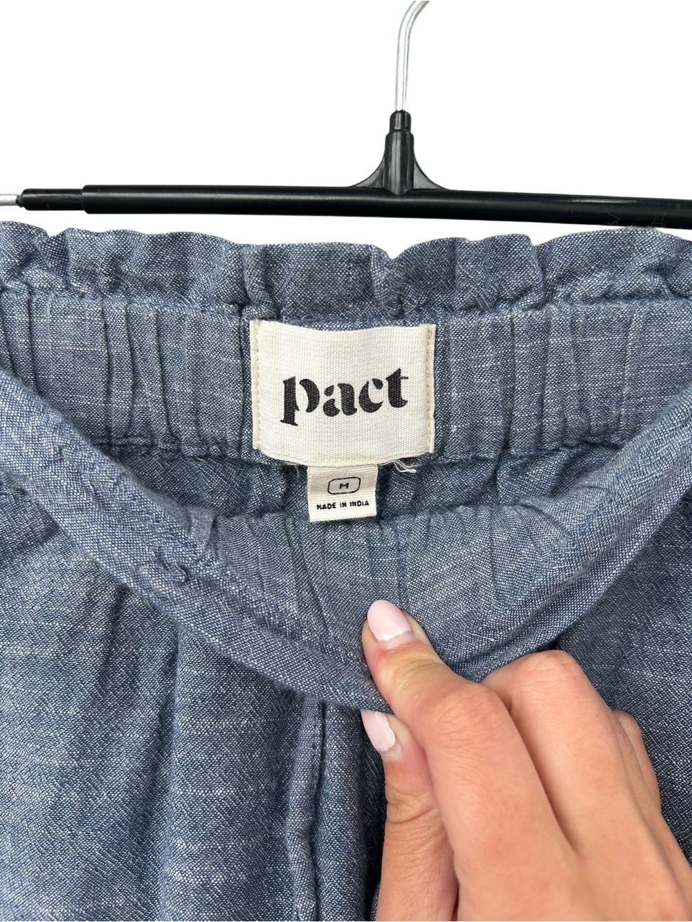 Pact Blue Chambray Cropped Pull-on Pants - 100% Organic Cotton - Size Medium - Picture 4 of 12